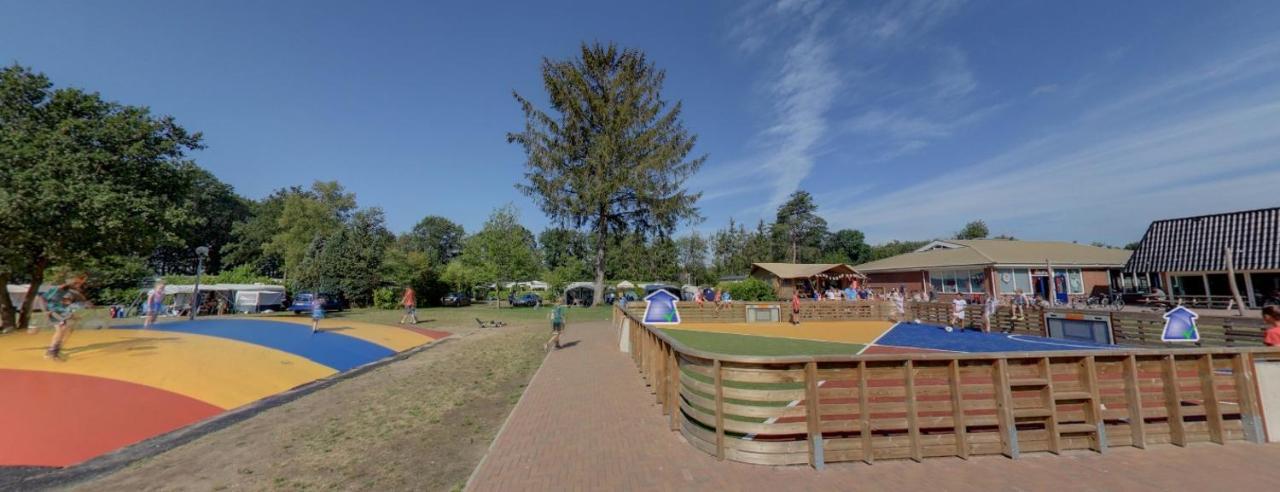 מלון ראלטה Chalet Op Bosrijk Familiepark מראה חיצוני תמונה